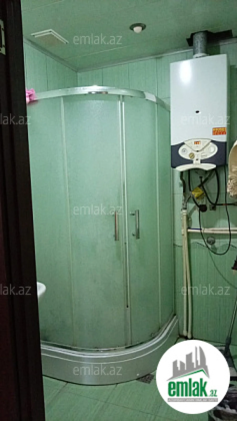 Satılır 3 otaqlı köhnə tikili 80 m²