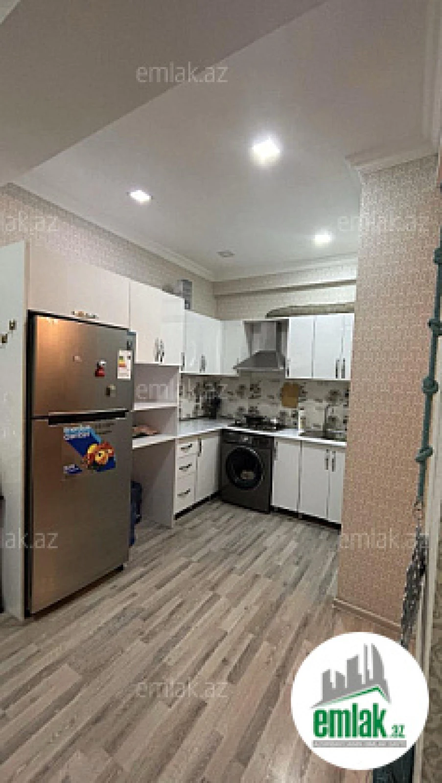 Satılır 3 otaqlı yeni tikili 75 m²