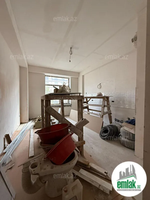 Satılır 3 otaqlı yeni tikili 130 m²