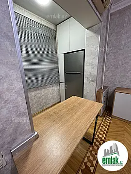Satılır 3 otaqlı köhnə tikili 62 m²