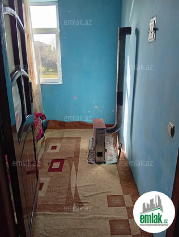 Satılır 3 otaqlı həyət evi 140 m²