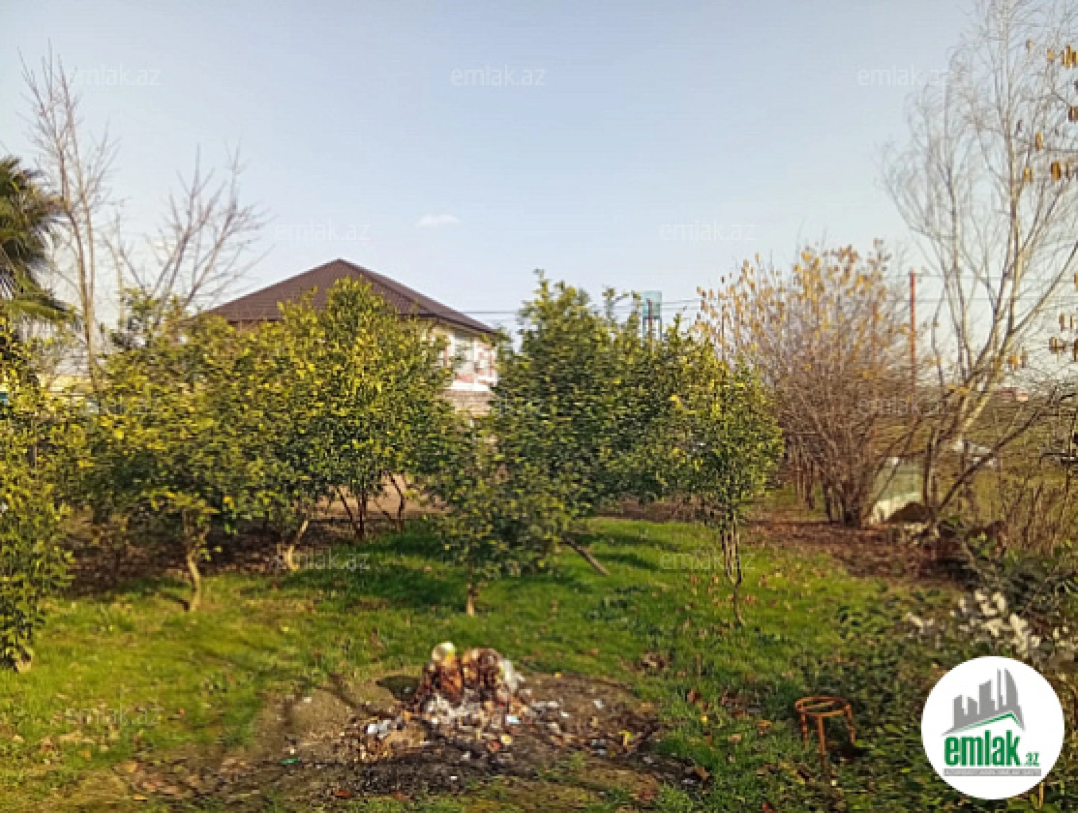 Satılır 3 otaqlı həyət evi 140 m²