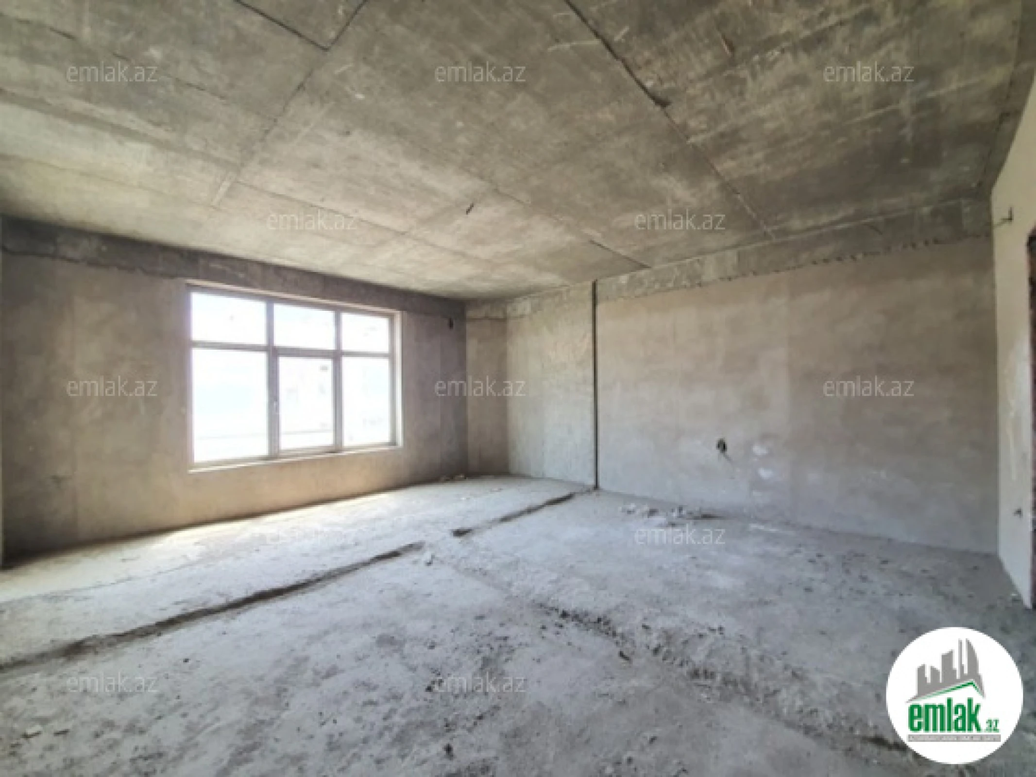 Satılır 3 otaqlı yeni tikili 120 m²