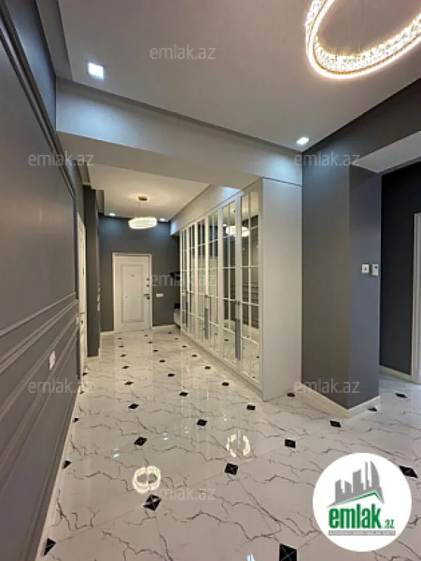 Satılır 3 otaqlı yeni tikili 137 m²