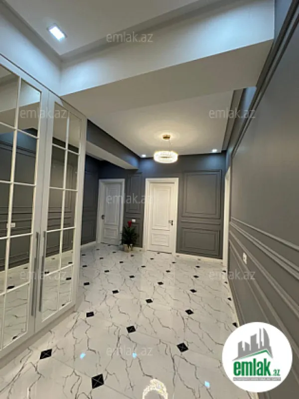 Satılır 3 otaqlı yeni tikili 137 m²