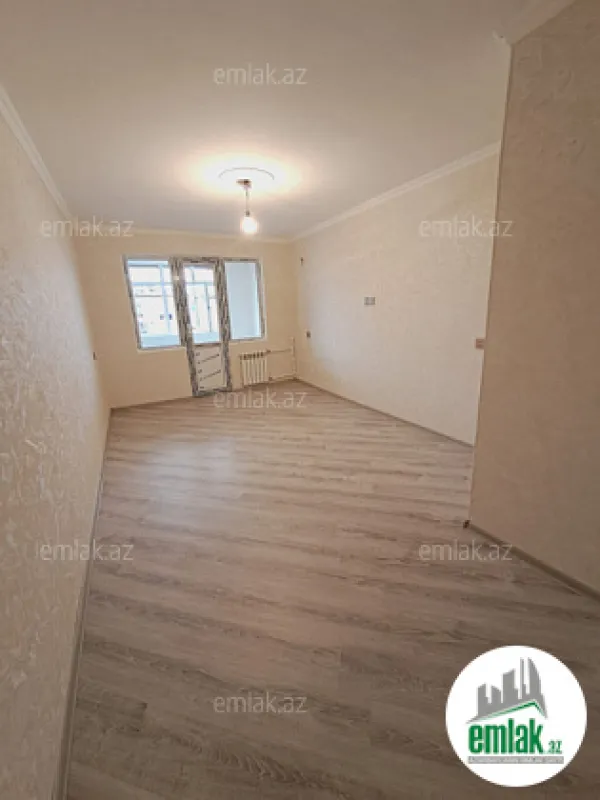 Satılır 1 otaqlı köhnə tikili 35 m²