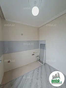 Satılır 1 otaqlı köhnə tikili 35 m²