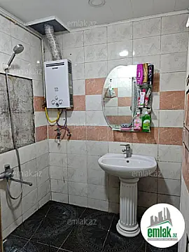 Satılır 3 otaqlı köhnə tikili 65 m²