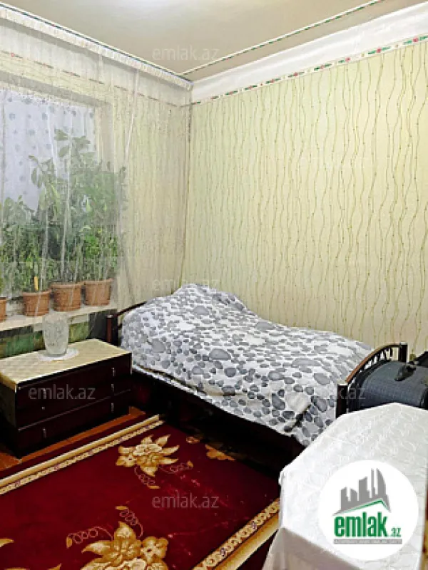 Satılır 3 otaqlı köhnə tikili 65 m²