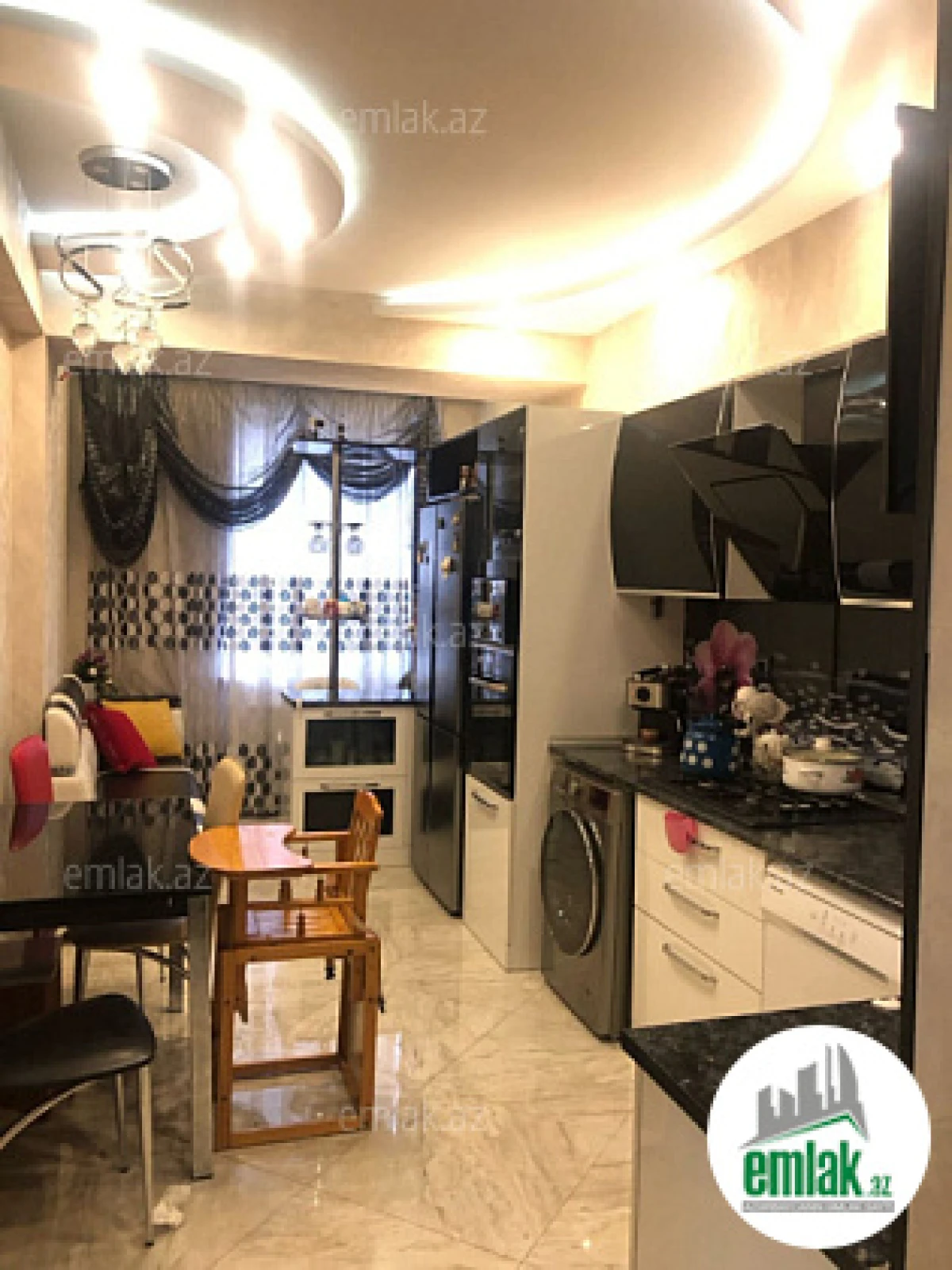 Satılır 5 otaqlı yeni tikili 150 m²