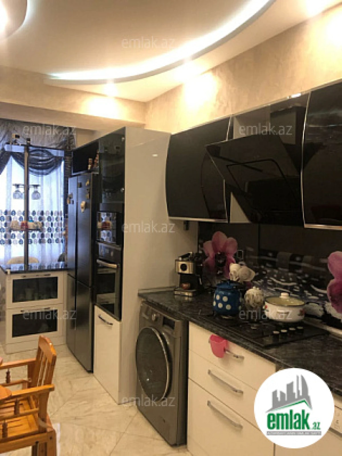 Satılır 5 otaqlı yeni tikili 150 m²
