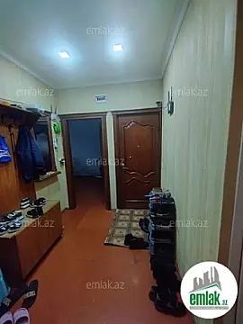 Satılır 4 otaqlı köhnə tikili 110 m²