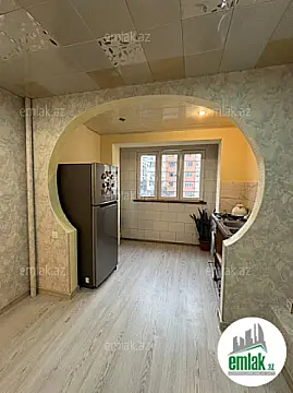 Satılır 2 otaqlı köhnə tikili 60 m²