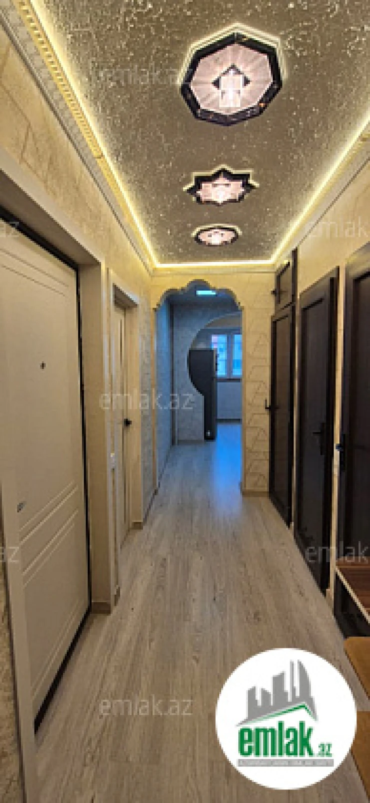 Satılır 2 otaqlı köhnə tikili 60 m²