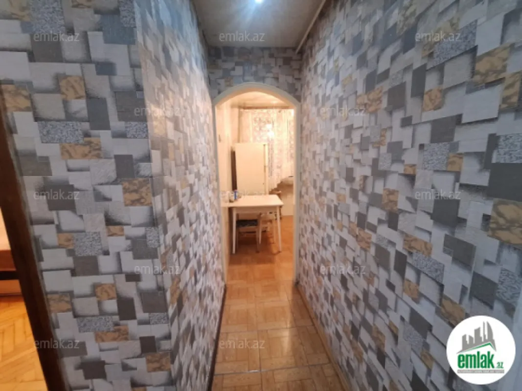 Satılır 2 otaqlı köhnə tikili 55 m²