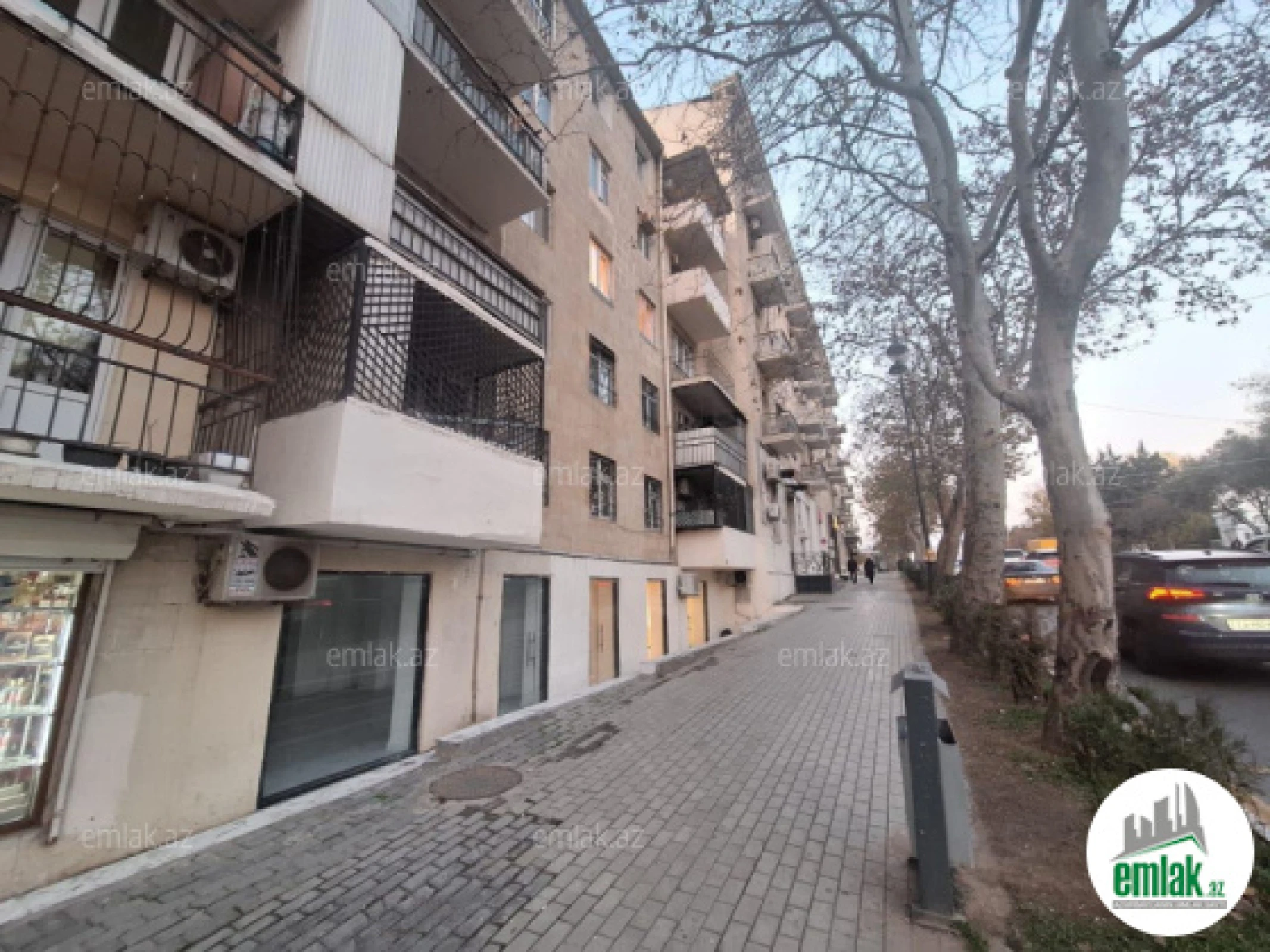 Satılır 2 otaqlı köhnə tikili 55 m²