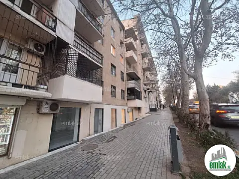 Satılır 2 otaqlı köhnə tikili 55 m² — Bakı, Memar Əcəmi yanı 2 otaq 55.00 m²