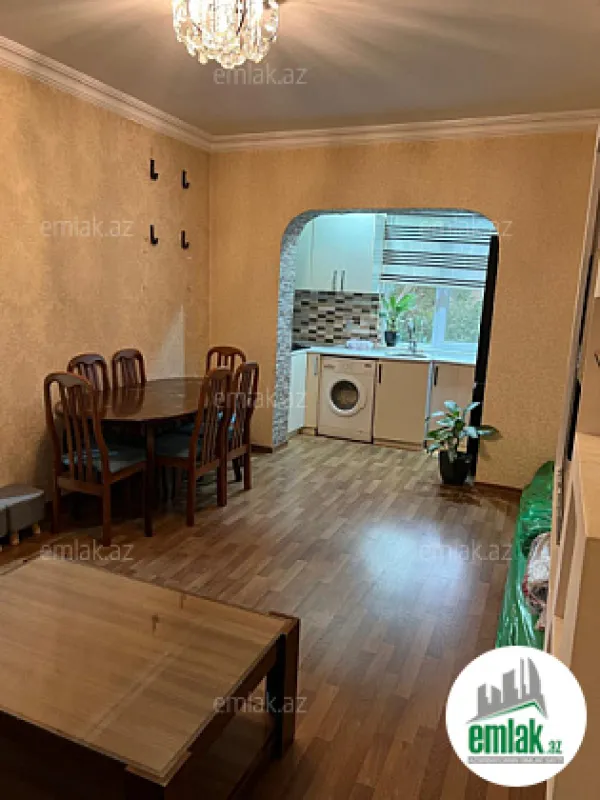 Satılır 2 otaqlı köhnə tikili 50 m²