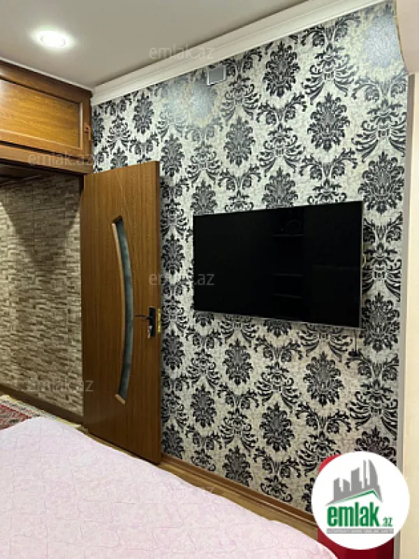 Satılır 2 otaqlı köhnə tikili 50 m²