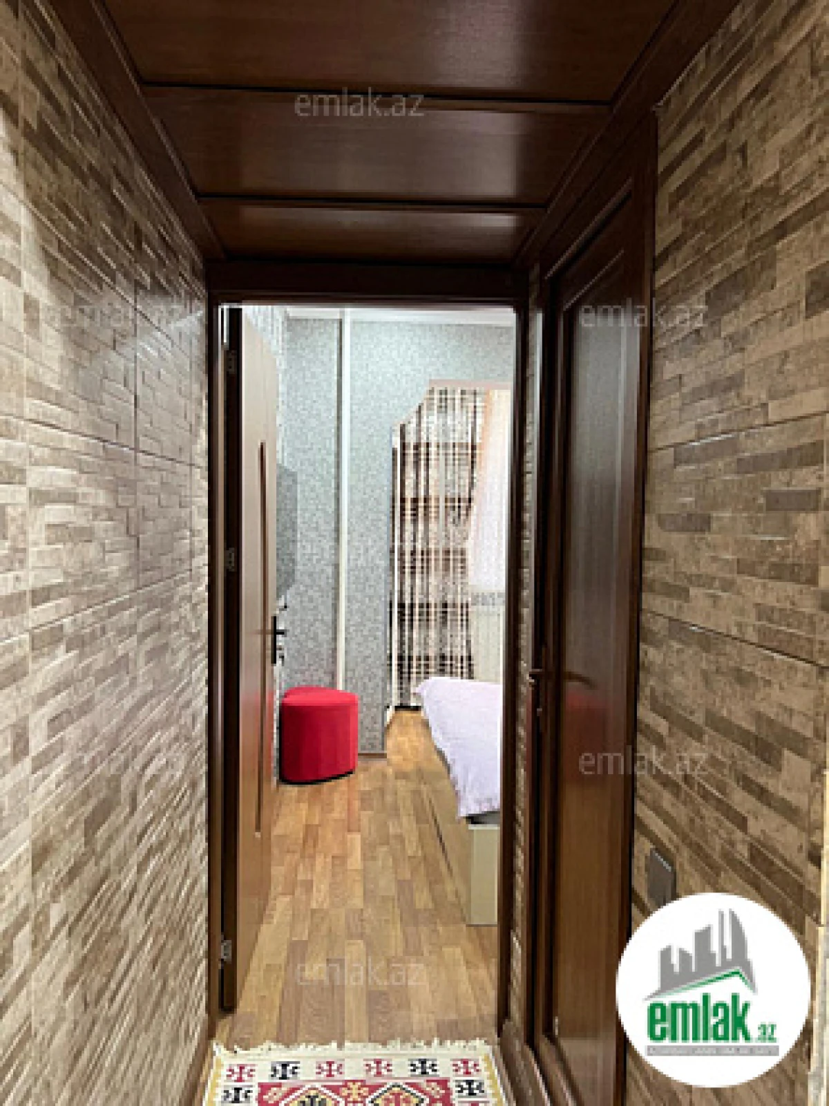 Satılır 2 otaqlı köhnə tikili 50 m²