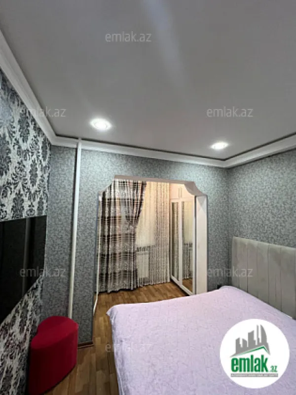 Satılır 2 otaqlı köhnə tikili 50 m²