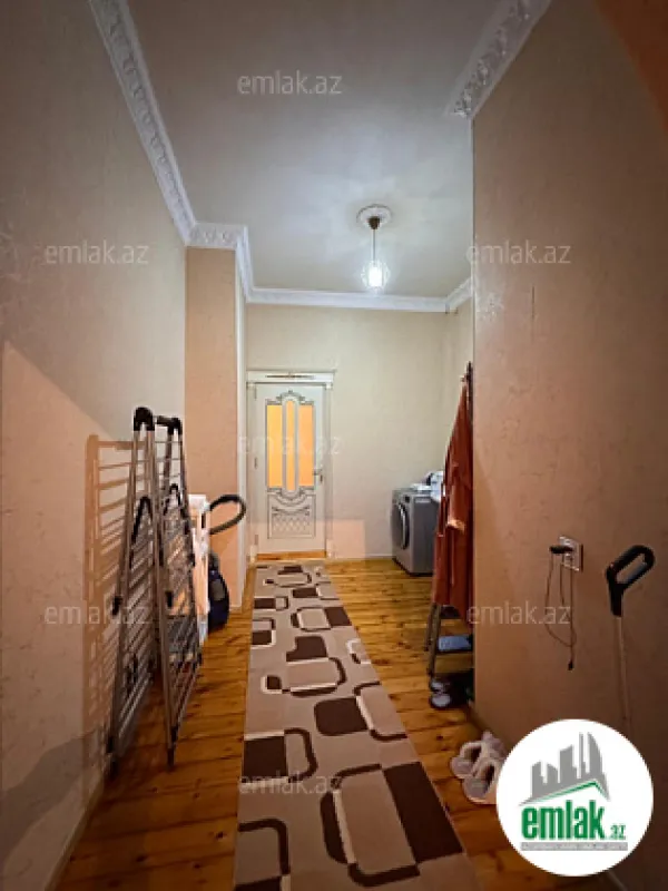 Satılır 3 otaqlı köhnə tikili 100 m²