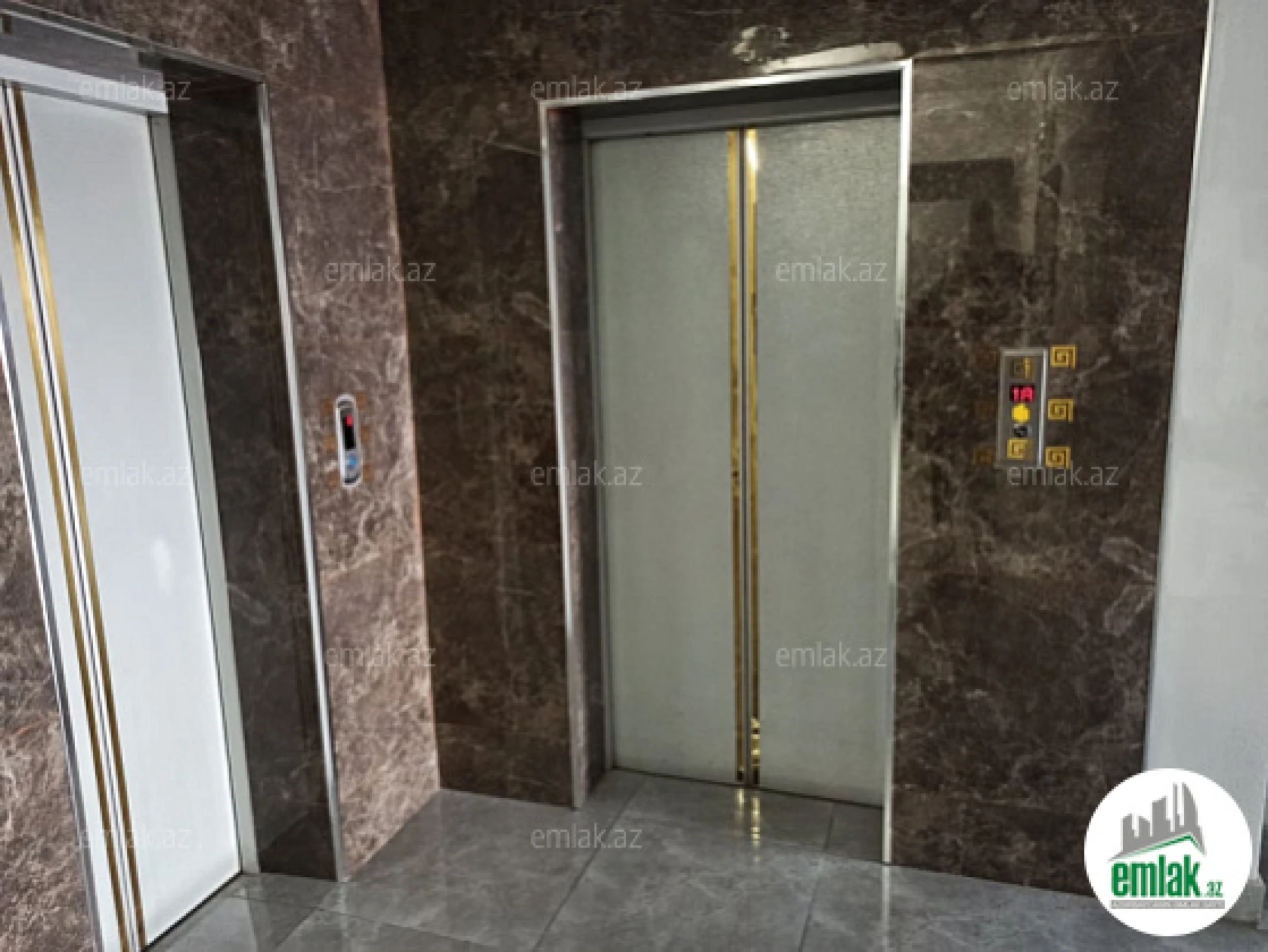 Satılır 3 otaqlı yeni tikili 81 m²