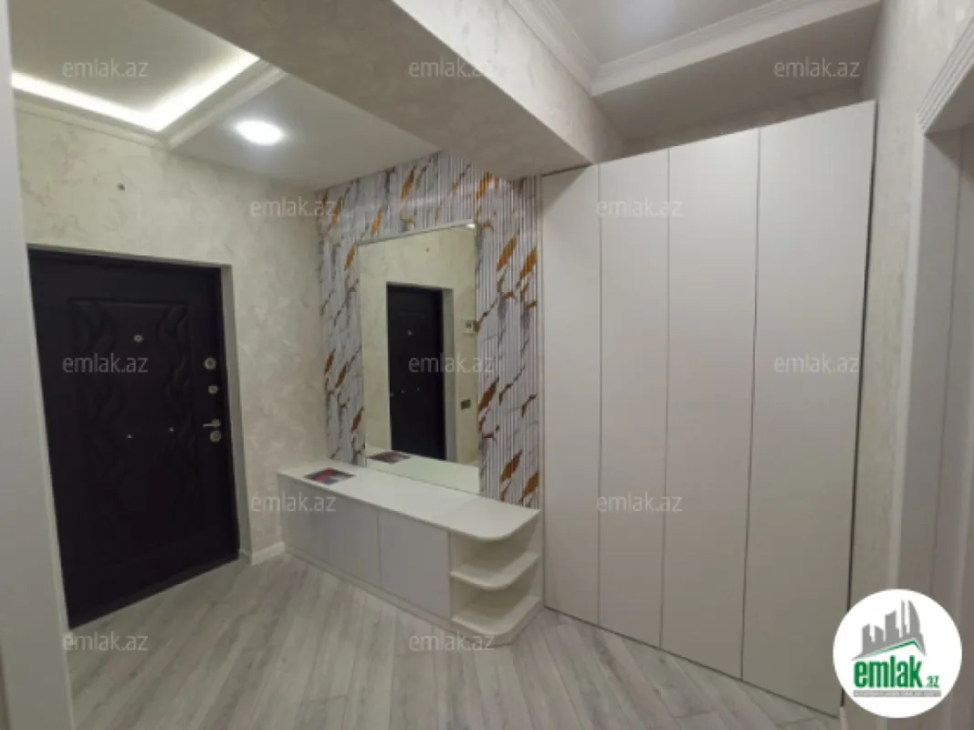 Satılır 3 otaqlı yeni tikili 81 m²