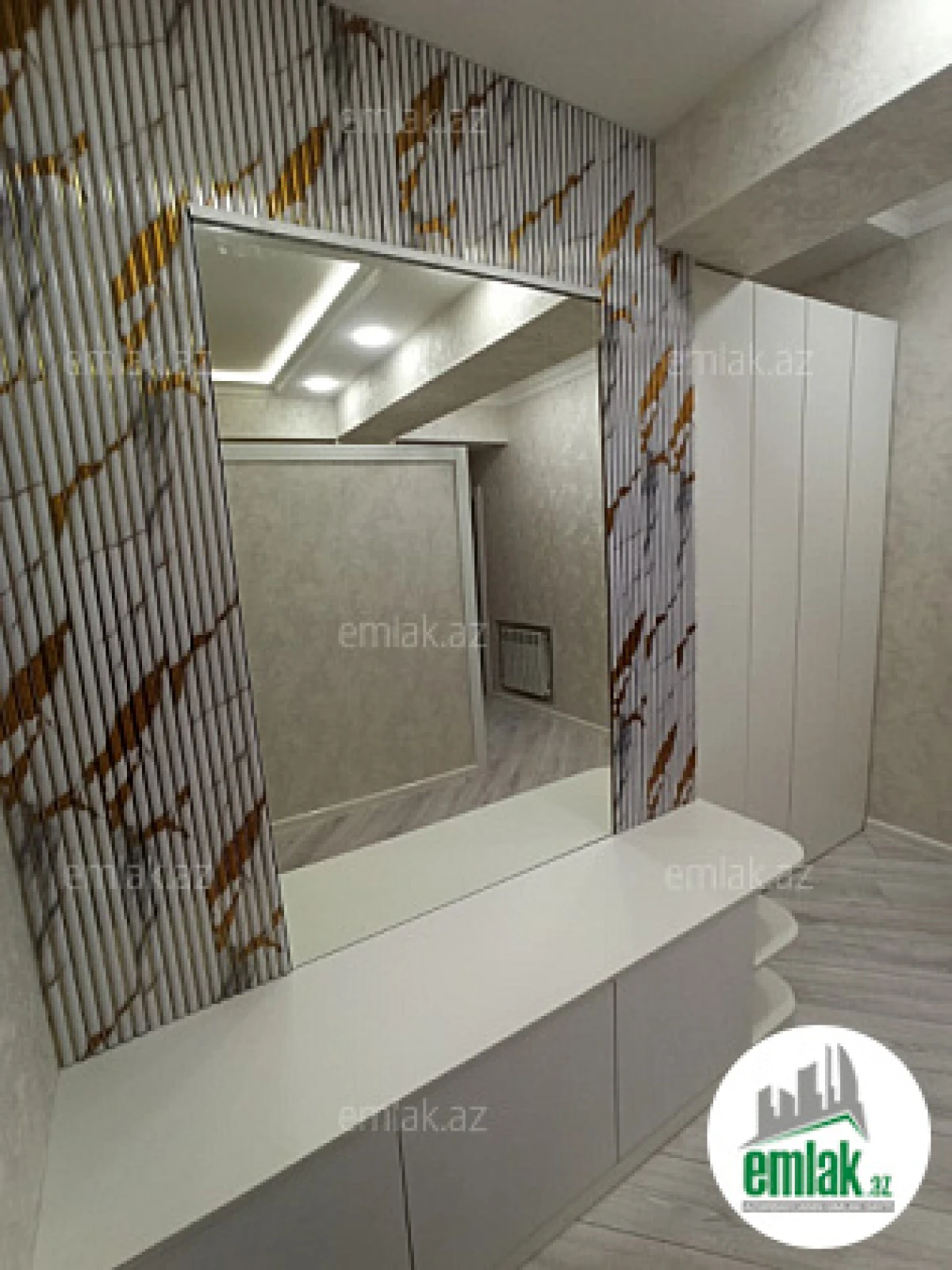 Satılır 3 otaqlı yeni tikili 81 m²