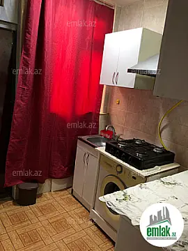 Satılır 2 otaqlı köhnə tikili 50 m²