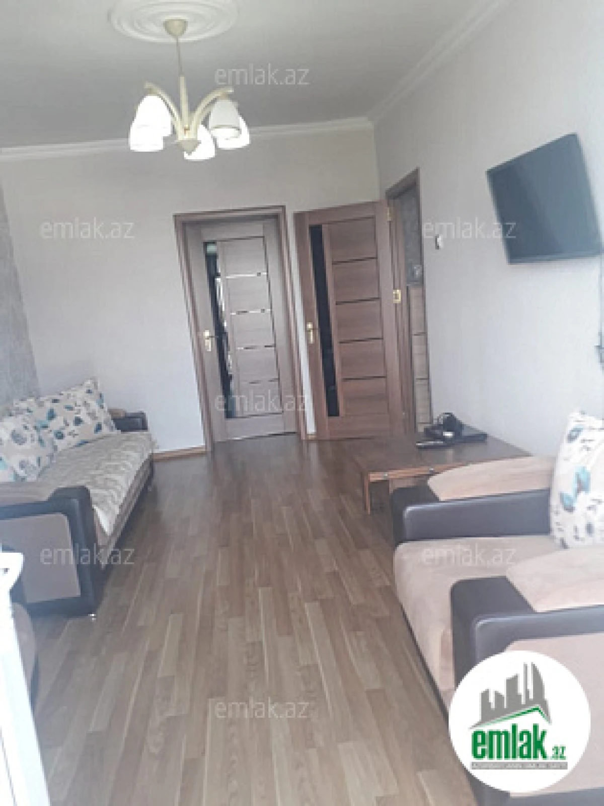 Satılır 2 otaqlı köhnə tikili 50 m²
