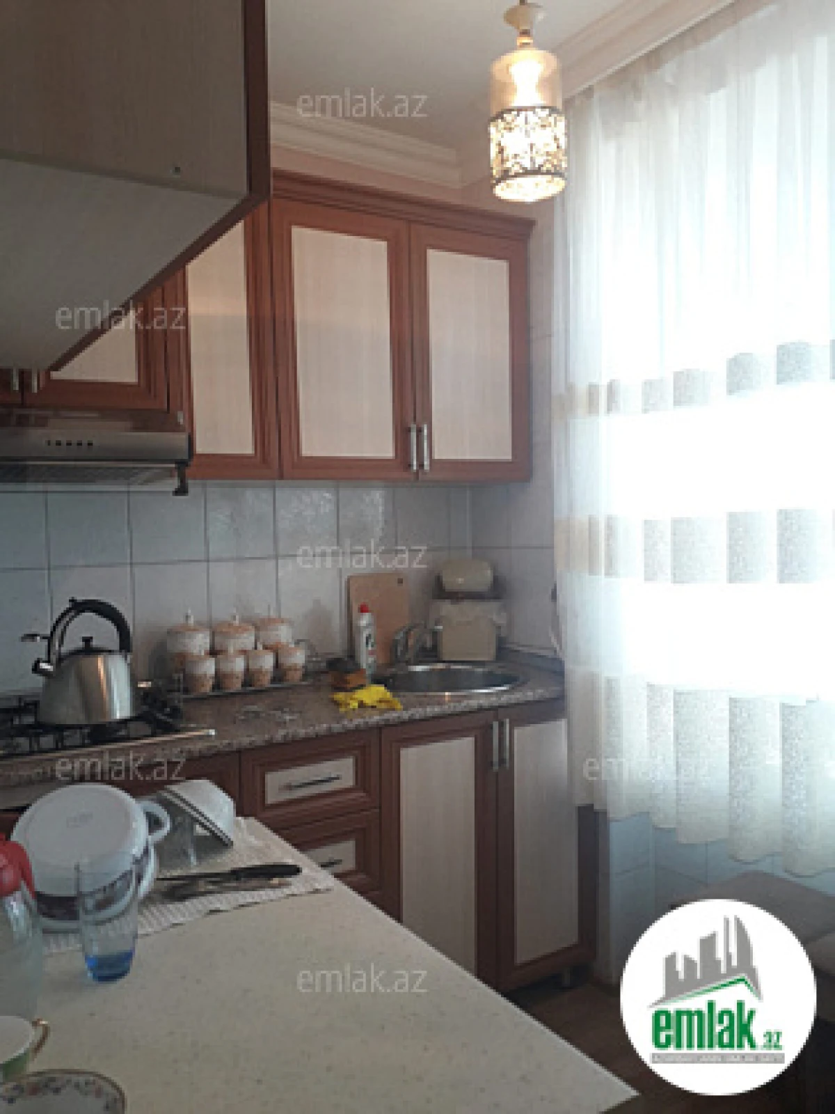 Satılır 2 otaqlı köhnə tikili 50 m²