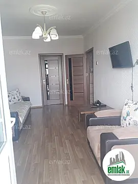 Satılır 2 otaqlı köhnə tikili 50 m²