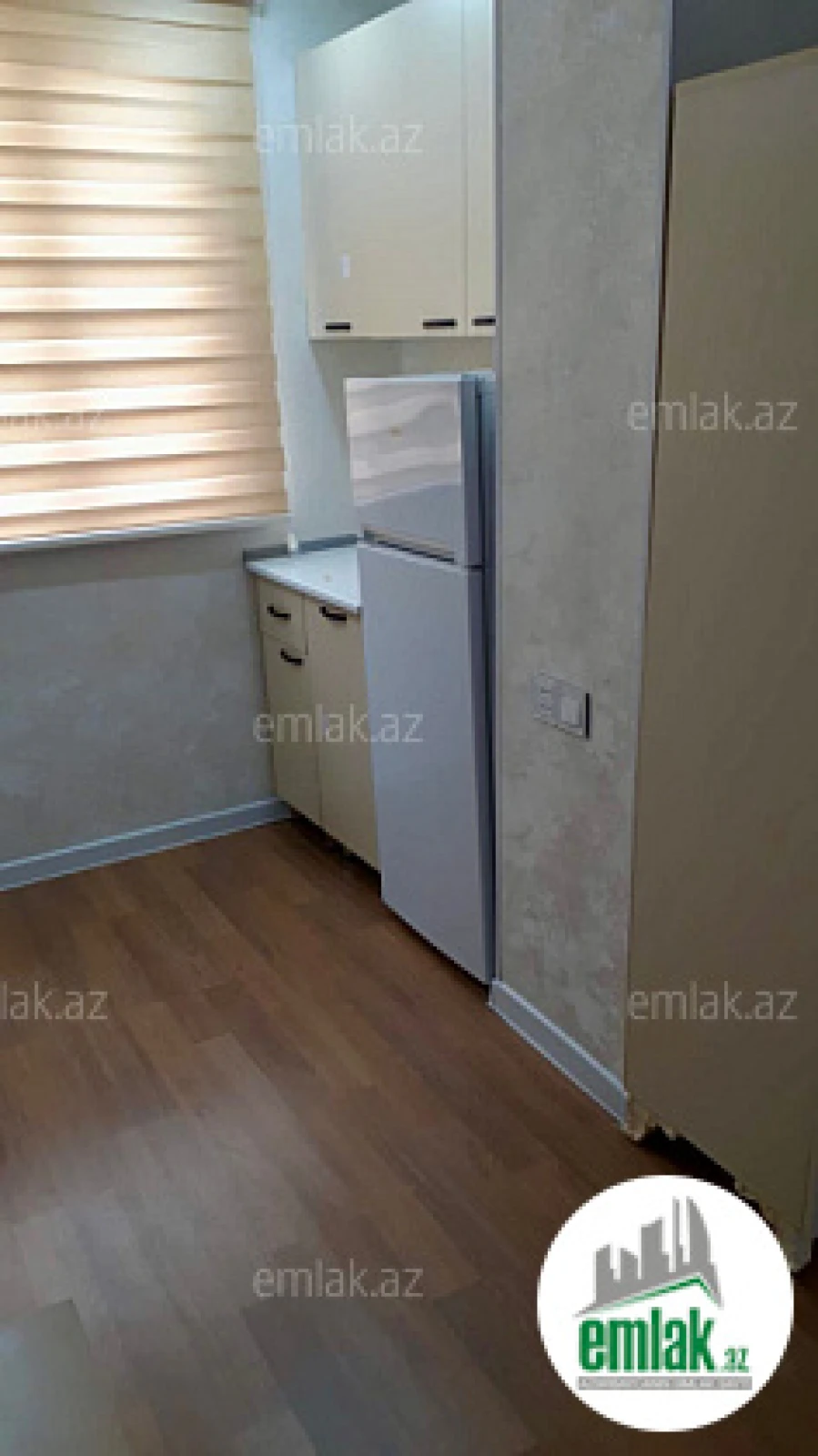Satılır 2 otaqlı köhnə tikili 45 m²