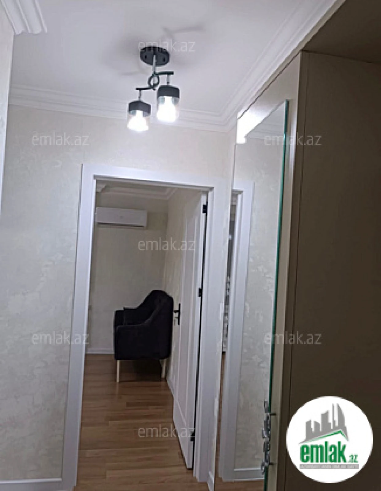 Satılır 2 otaqlı köhnə tikili 45 m²