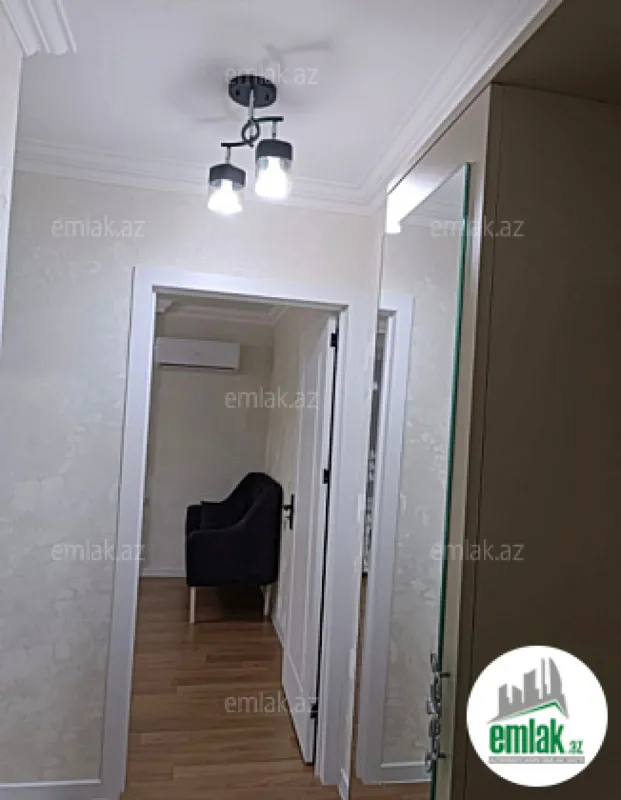 Satılır 2 otaqlı köhnə tikili 45 m²