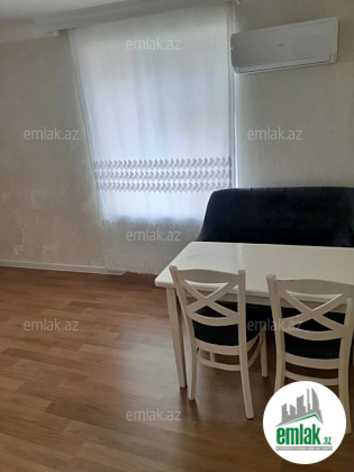 Satılır 2 otaqlı köhnə tikili 45 m²