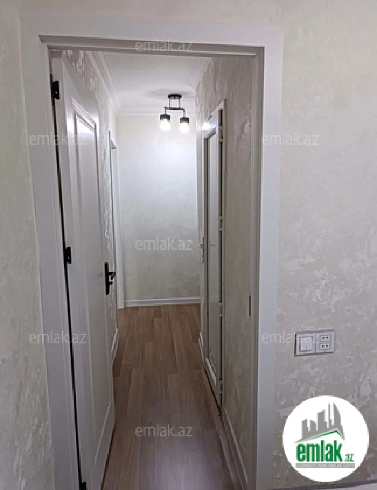 Satılır 2 otaqlı köhnə tikili 45 m²