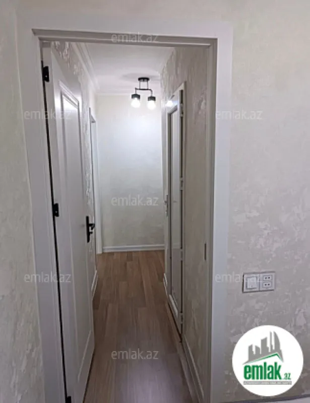 Satılır 2 otaqlı köhnə tikili 45 m²