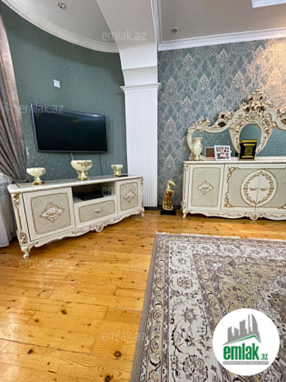 Satılır 3 otaqlı yeni tikili 120 m²