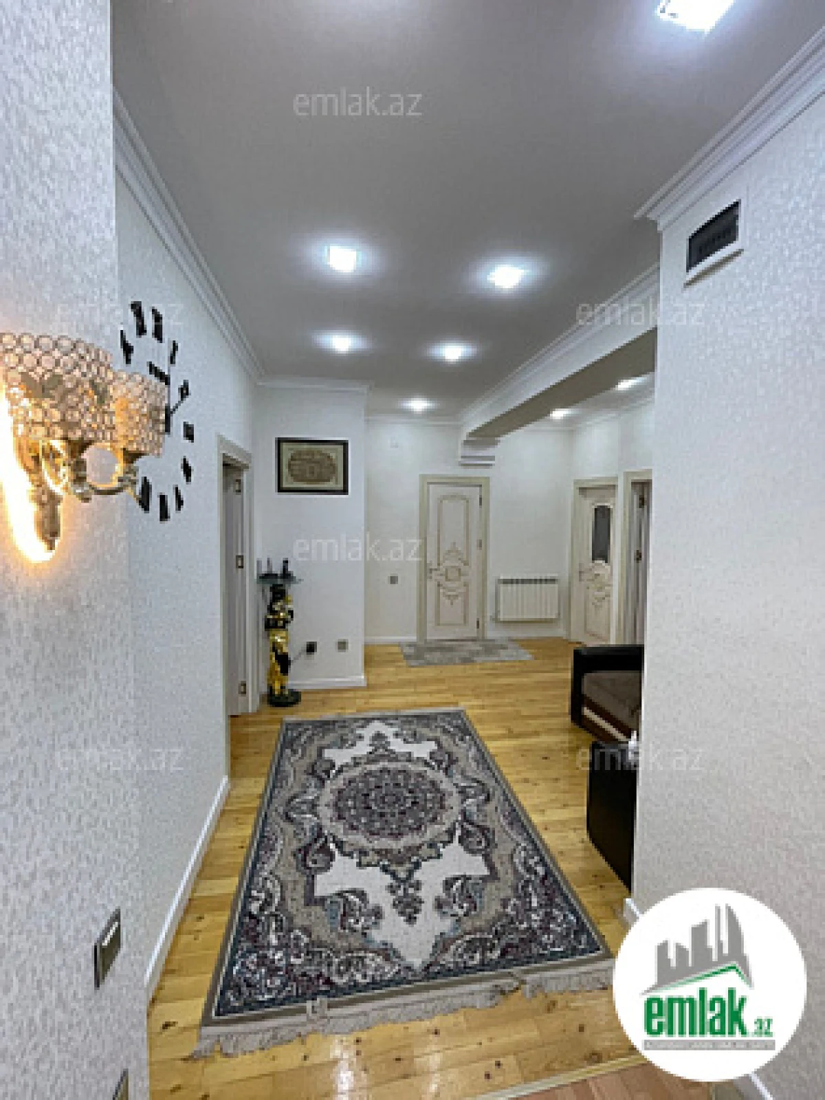 Satılır 3 otaqlı yeni tikili 120 m²