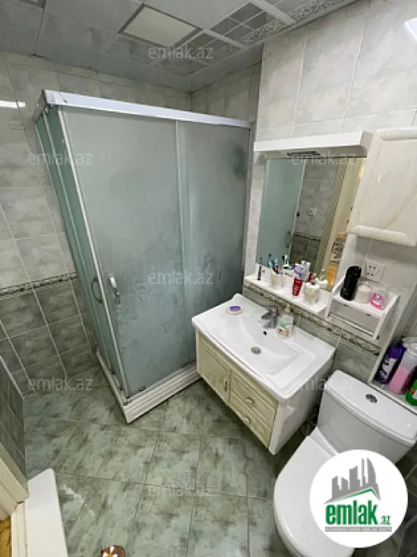 Satılır 3 otaqlı yeni tikili 120 m²