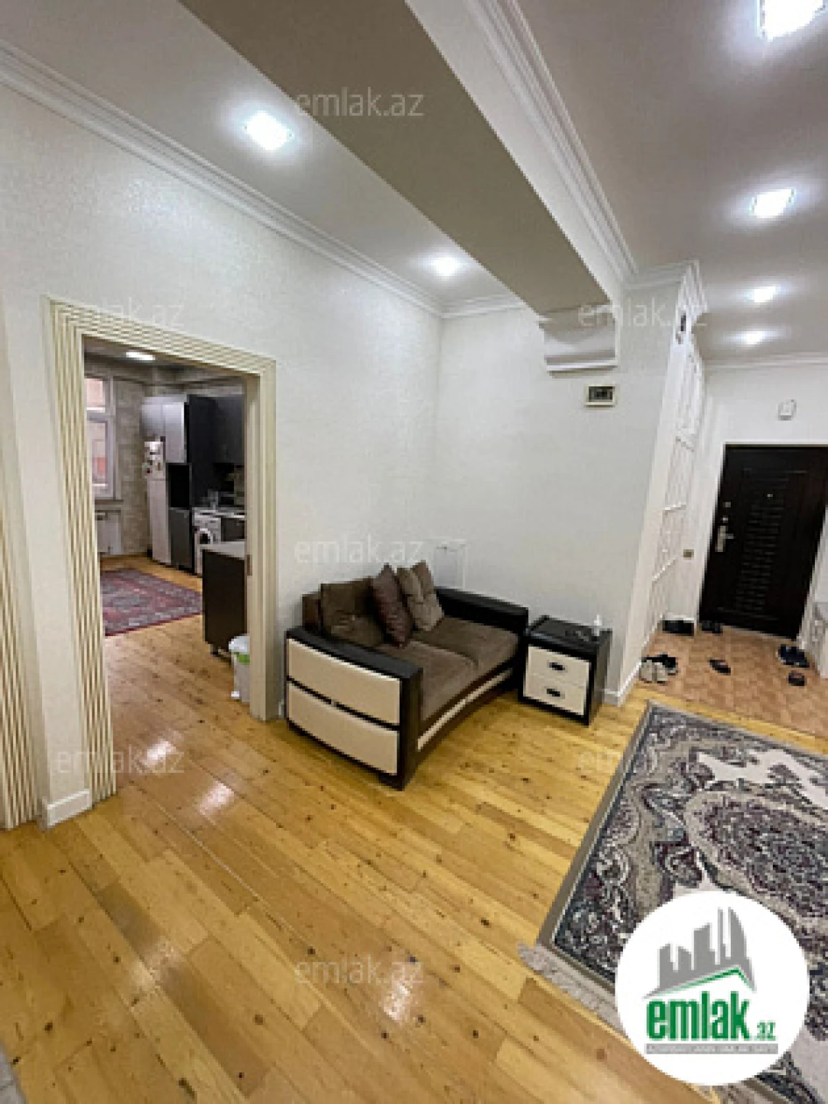 Satılır 3 otaqlı yeni tikili 120 m²