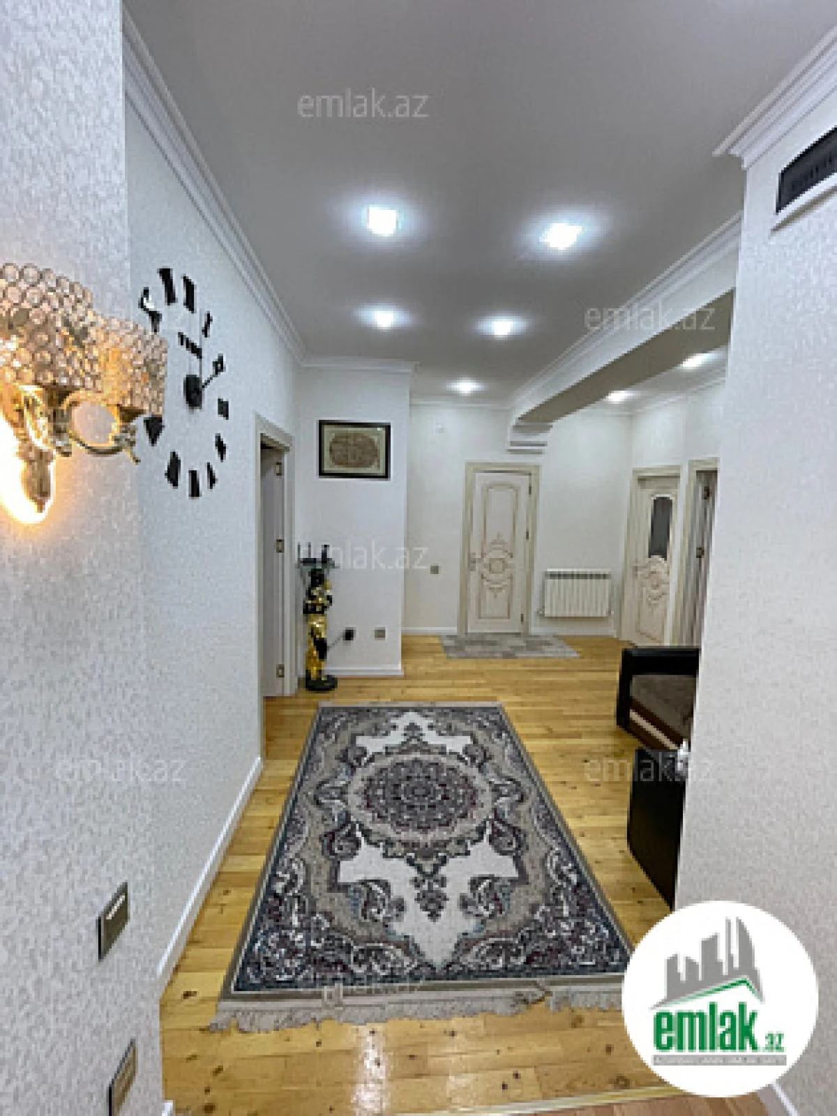 Satılır 3 otaqlı yeni tikili 120 m²