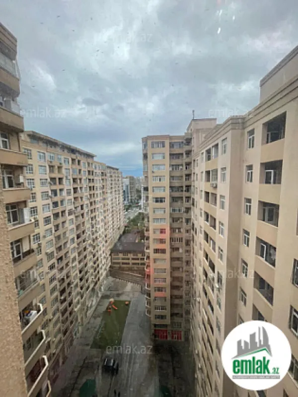 Satılır 3 otaqlı yeni tikili 160 m²