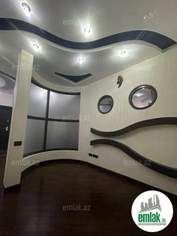 Satılır 3 otaqlı yeni tikili 160 m²