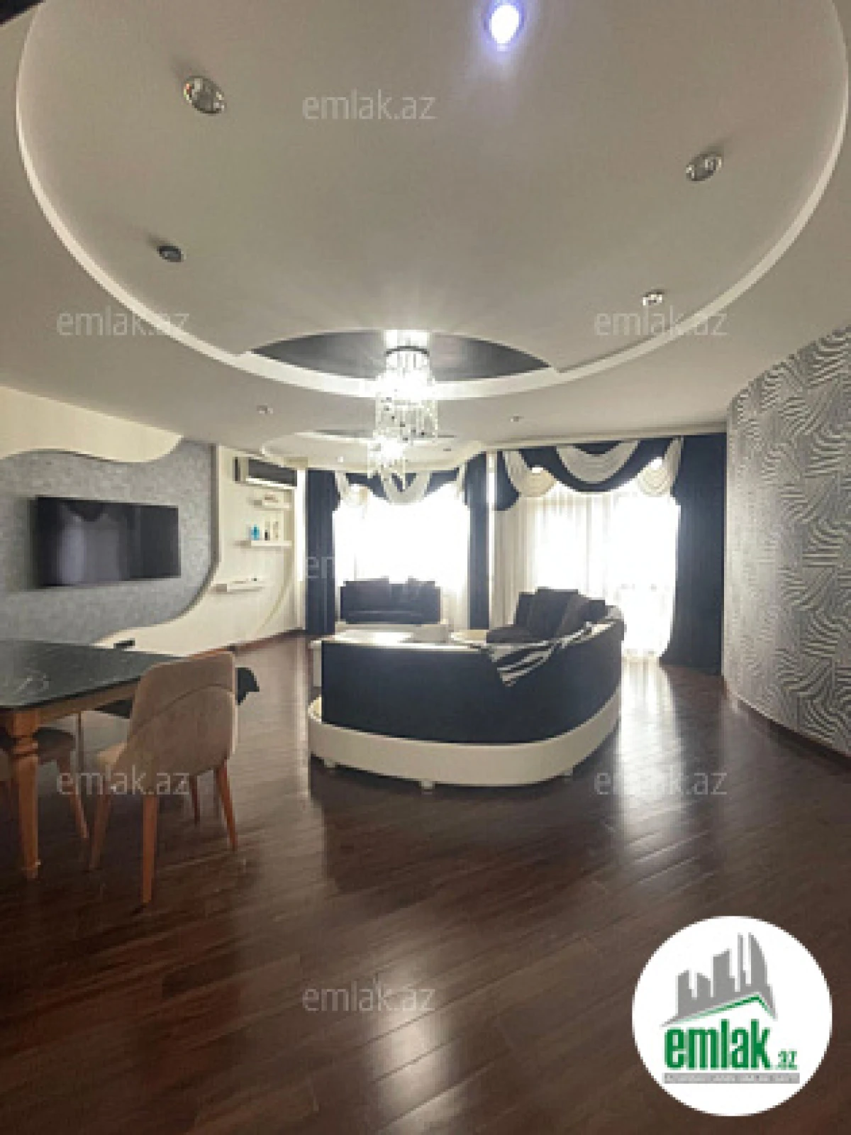 Satılır 3 otaqlı yeni tikili 160 m²