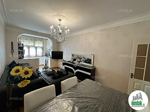 Satılır 3 otaqlı köhnə tikili 60 m² — Bakı, Yeni Suraxanı 3 otaq 60.00 m²