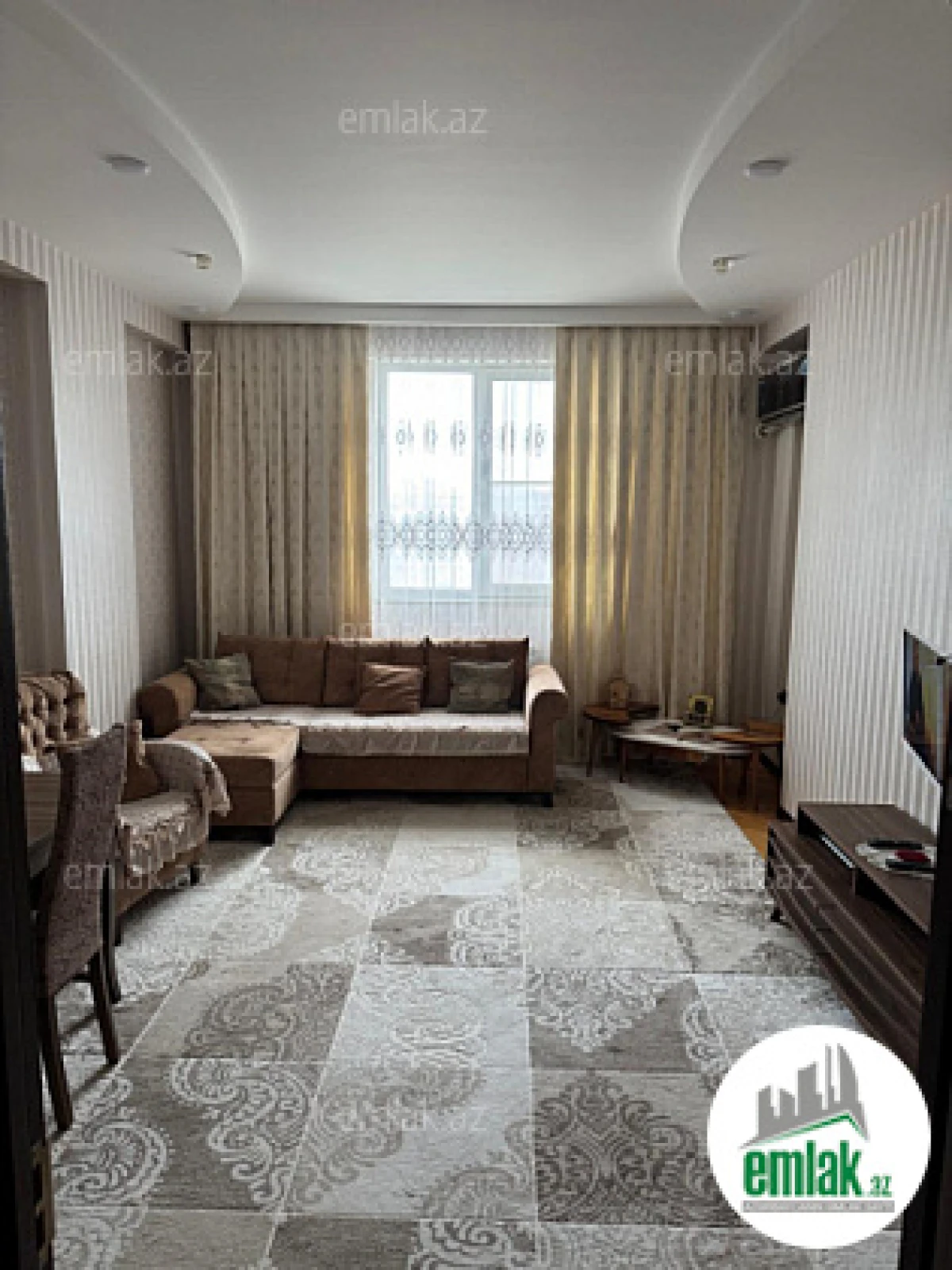 Satılır 3 otaqlı yeni tikili 120 m²