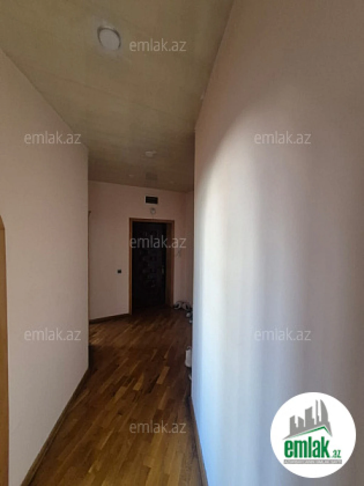 Satılır 3 otaqlı yeni tikili 100 m²